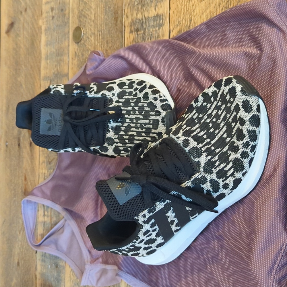 Adidas leopard shoes